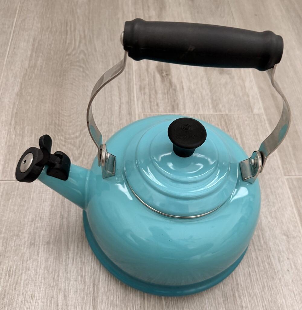 Le Creuset 1.6L 1.7 Qt Caribbean Kone Whistling Tea Kettle Blue/Teal